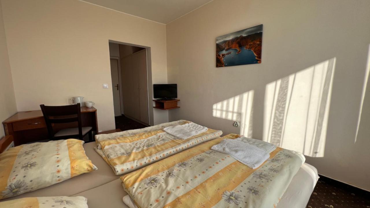 Hotel Gorna Banya Sófia Quarto foto